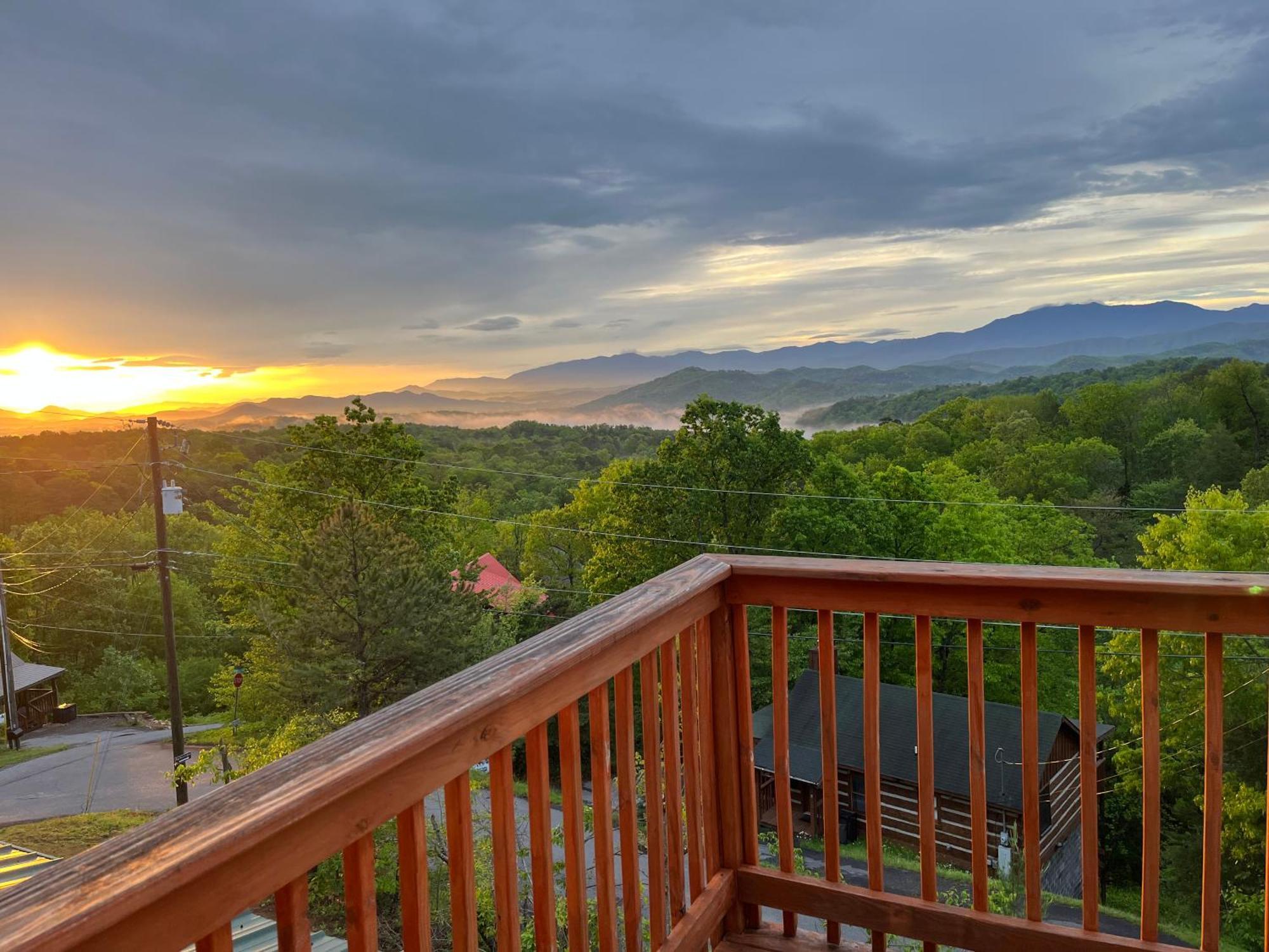 A Walk In The Clouds By Eden Crest Villa Sevierville Ngoại thất bức ảnh